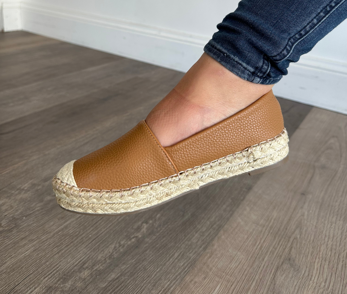 Outback espadrille (Tan)