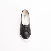 Hazaari Sneakers (Black)